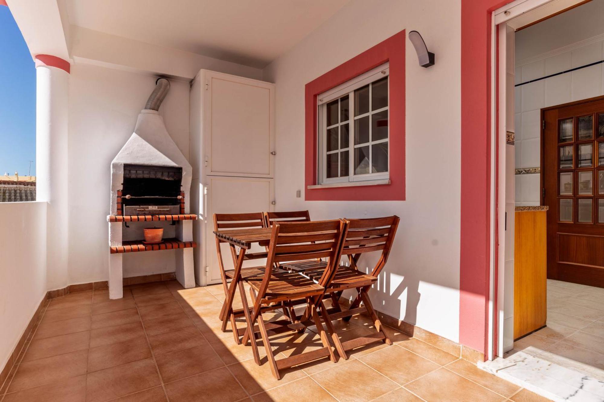 Cozy Sunny Peaceful Flat With Swimming Pool Apartment Burgau