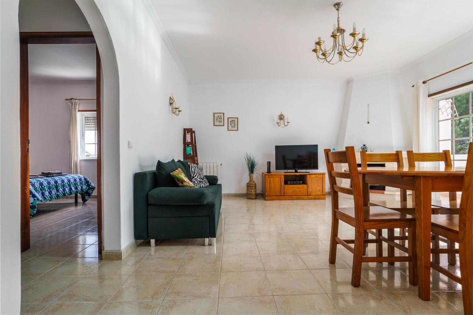 Apartment Cozy Sunny Peaceful Flat With Swimming Pool